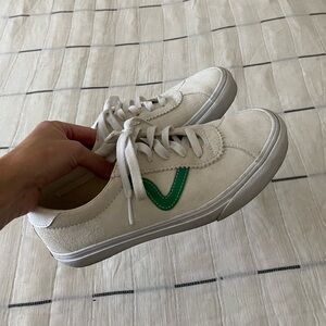 Women’s Vans sport low, size 7